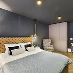 Villa Crowonder Nika - With Heated Swimming Pool, Jacuzzi And Sauna Zára