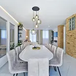 Crowonder Nika - With Heated Swimming Pool, Jacuzzi And Sauna