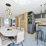 Crowonder Nika - With Heated Swimming Pool, Jacuzzi And Sauna * Zára