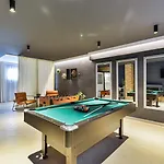 Crowonder Nika - With Heated Swimming Pool, Jacuzzi And Sauna * Zára