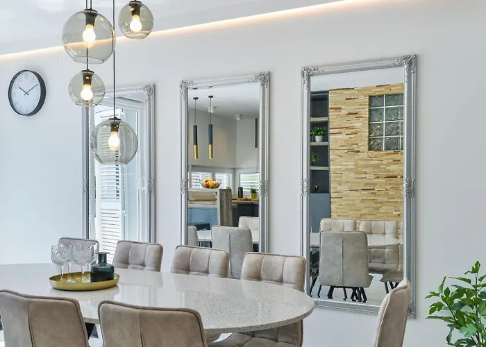 Crowonder Nika - With Heated Swimming Pool, Jacuzzi And Sauna Zadar