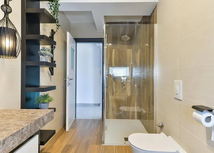 Crowonder Nika - With Heated Swimming Pool, Jacuzzi And Sauna Villa *