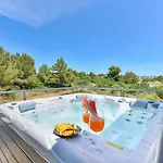 Crowonder Nika - With Heated Swimming Pool, Jacuzzi And Sauna * Ζαντάρ