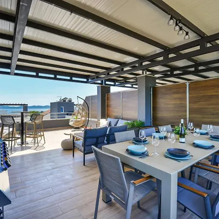 Vila Crowonder Nika - With Heated Swimming Pool, Jacuzzi And Sauna *