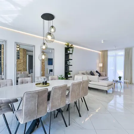 Vila Crowonder Nika - With Heated Swimming Pool, Jacuzzi And Sauna Zadar