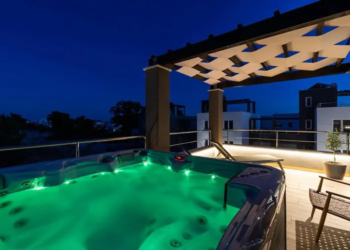 Crowonder Nika - With Heated Swimming Pool, Jacuzzi And Sauna Villa *
