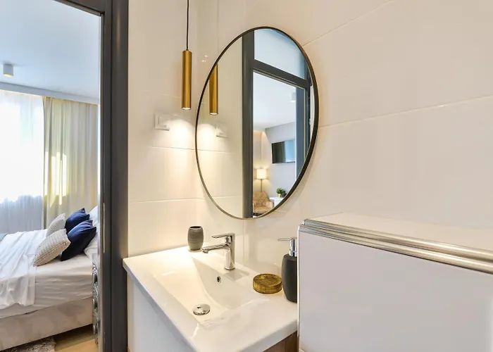 Villa Crowonder Nika - With Heated Swimming Pool, Jacuzzi And Sauna Zadar